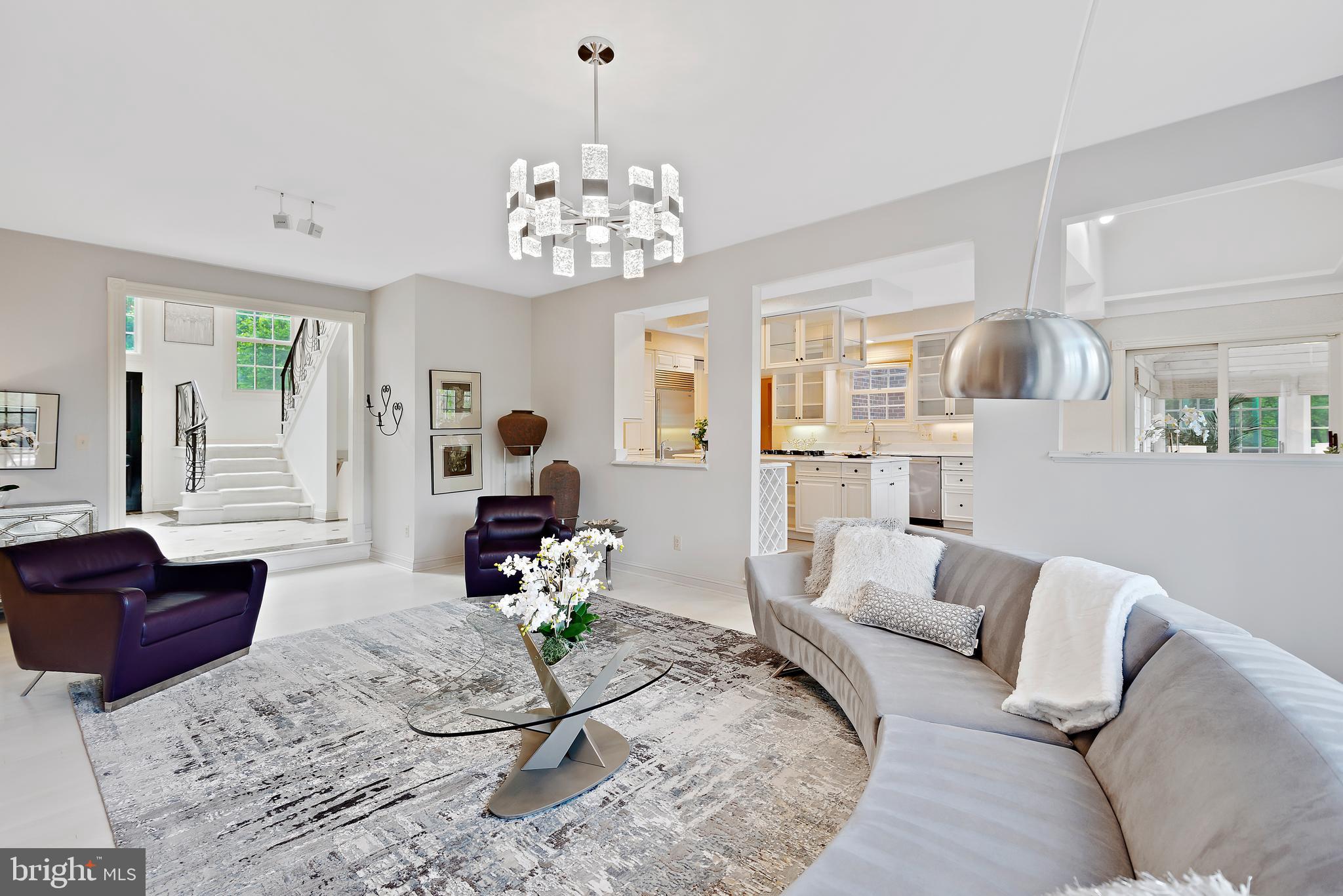 POTOMAC VILLAGE - Residential