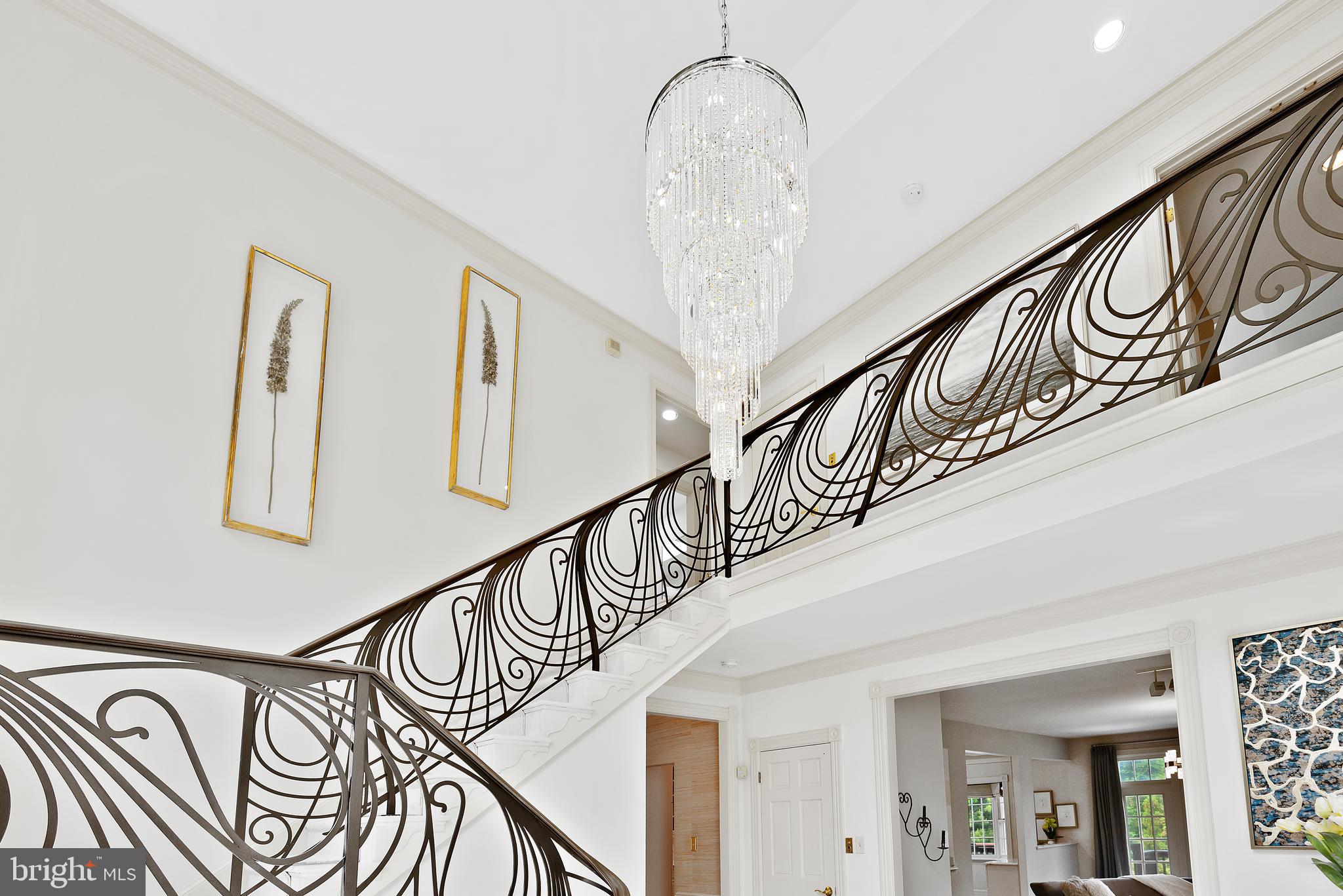 POTOMAC VILLAGE - Residential