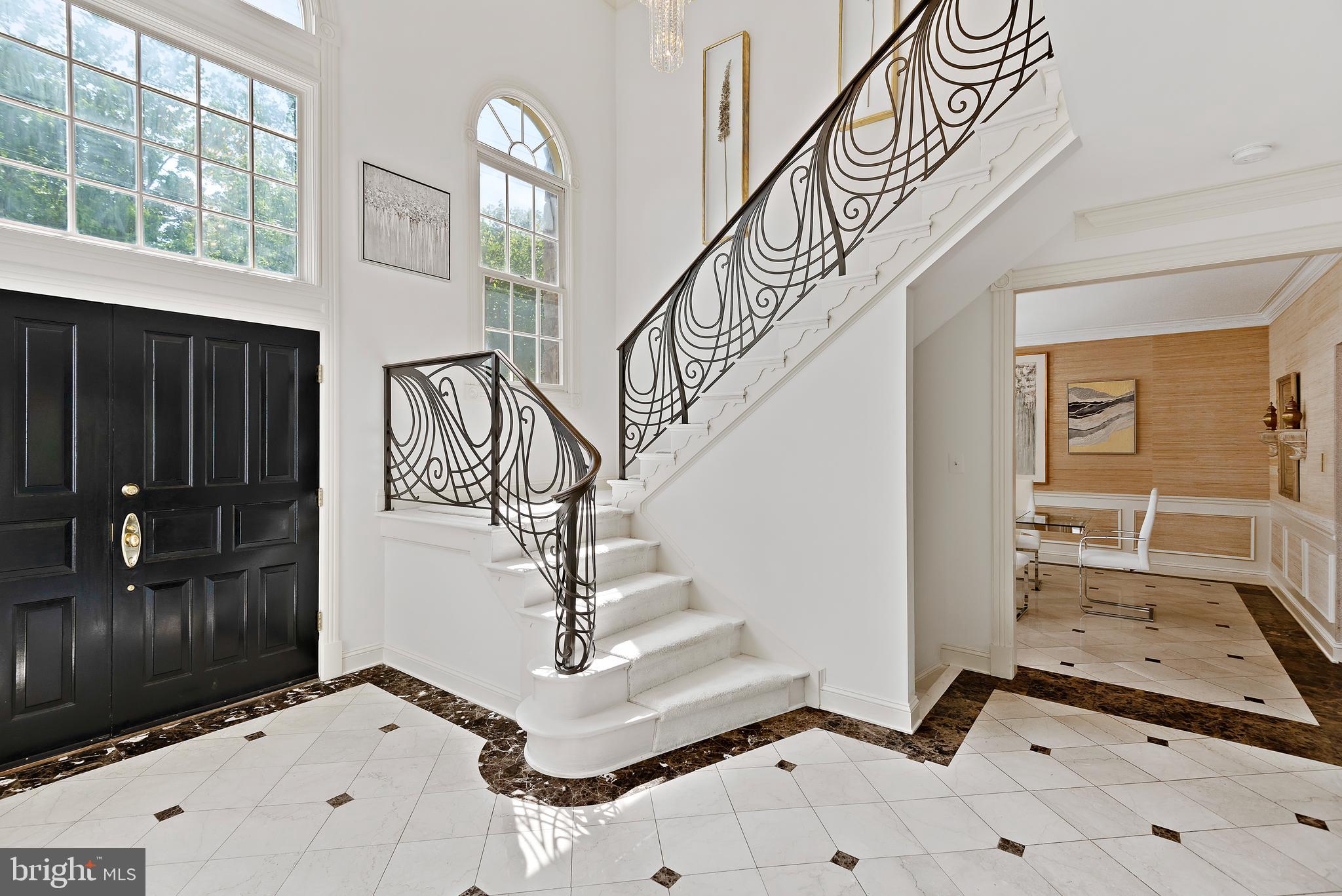 POTOMAC VILLAGE - Residential