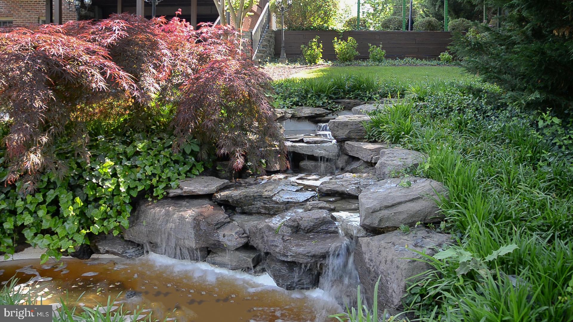 POTOMAC VILLAGE - Residential