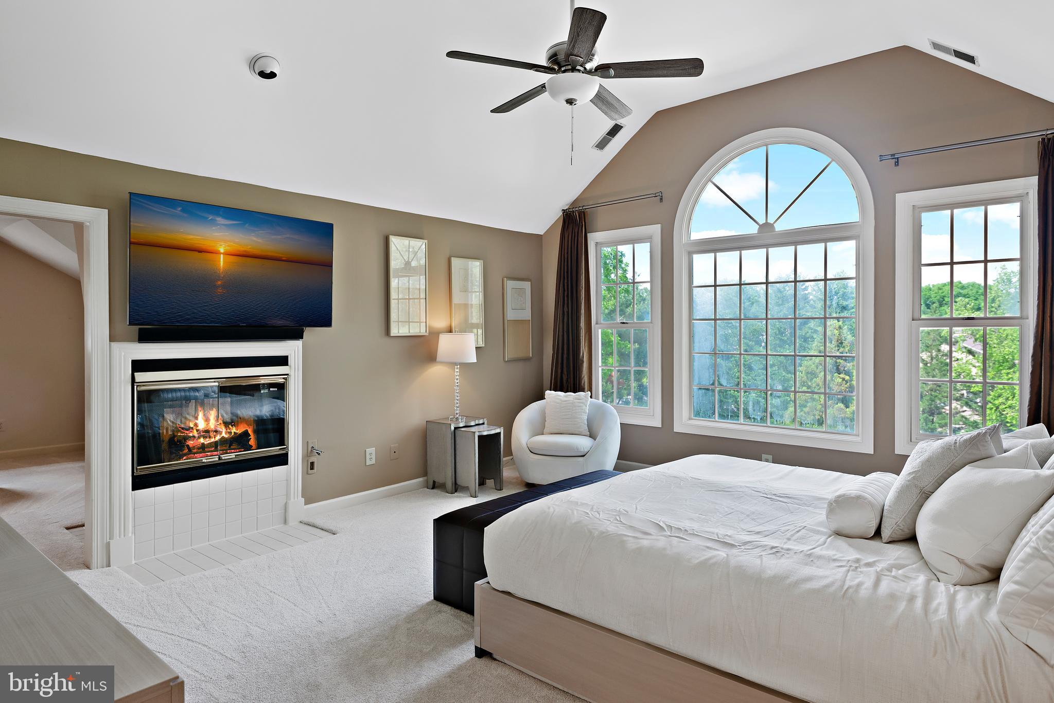 POTOMAC VILLAGE - Residential