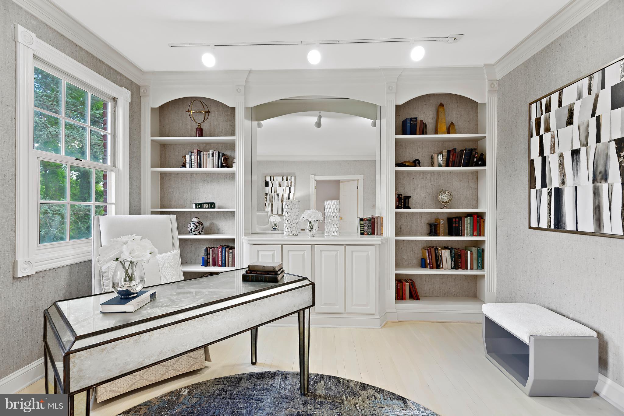 POTOMAC VILLAGE - Residential