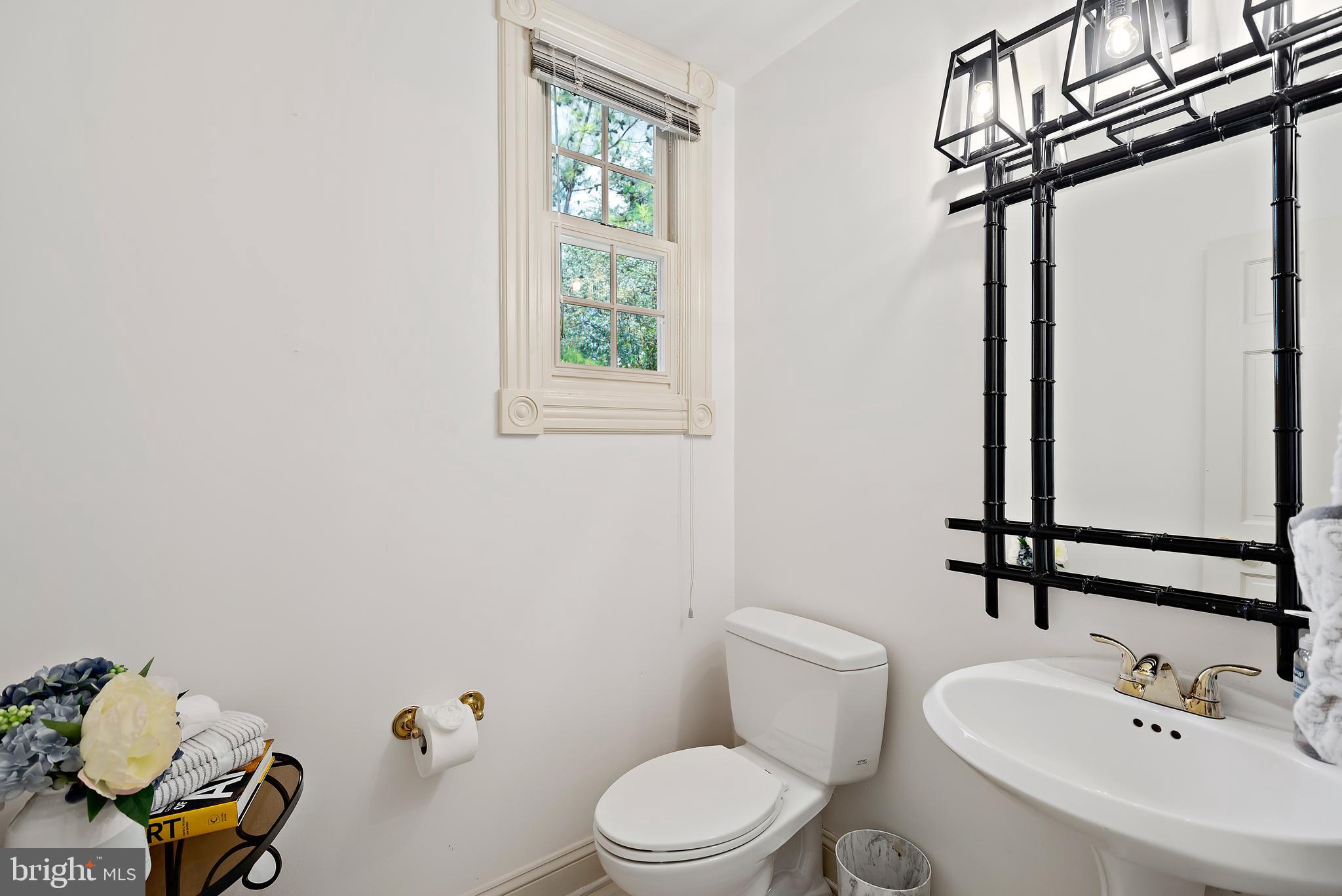 POTOMAC VILLAGE - Residential