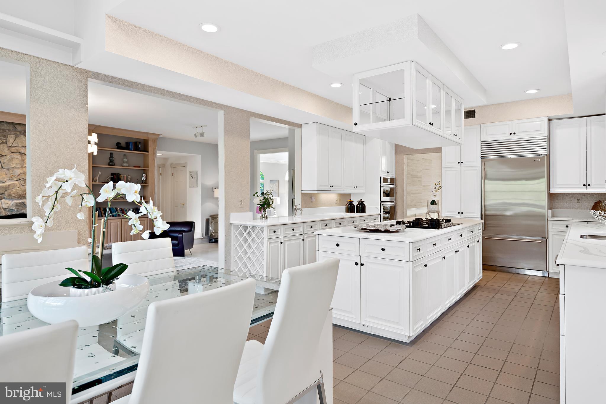 POTOMAC VILLAGE - Residential