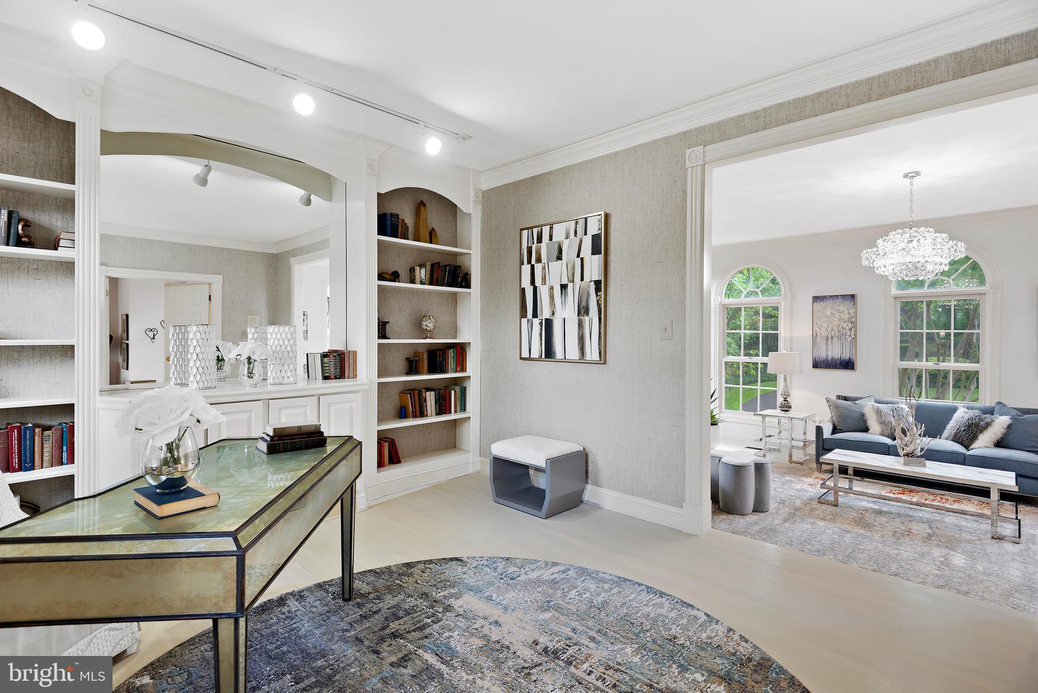 POTOMAC VILLAGE - Residential