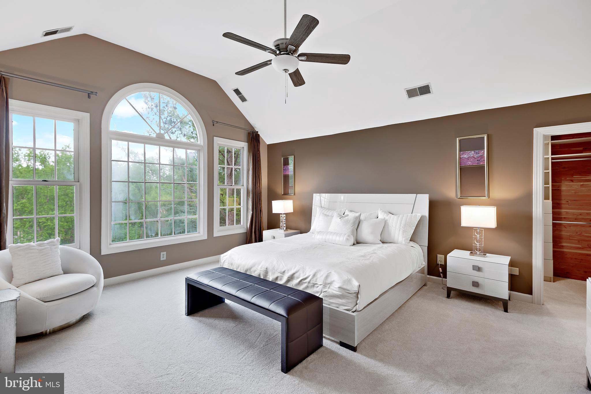 POTOMAC VILLAGE - Residential