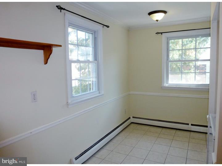 VALLEY HOUSE - Residential Lease