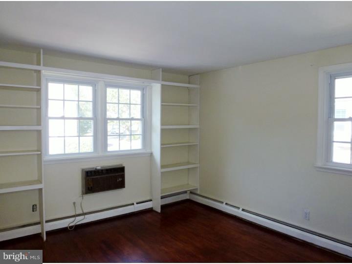VALLEY HOUSE - Residential Lease