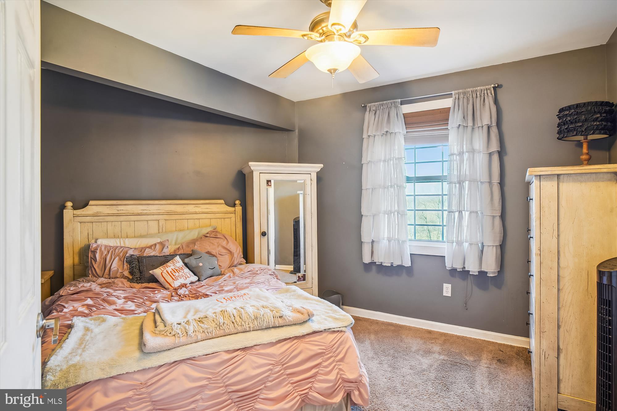 DAMASCUS OUTSIDE - Residential