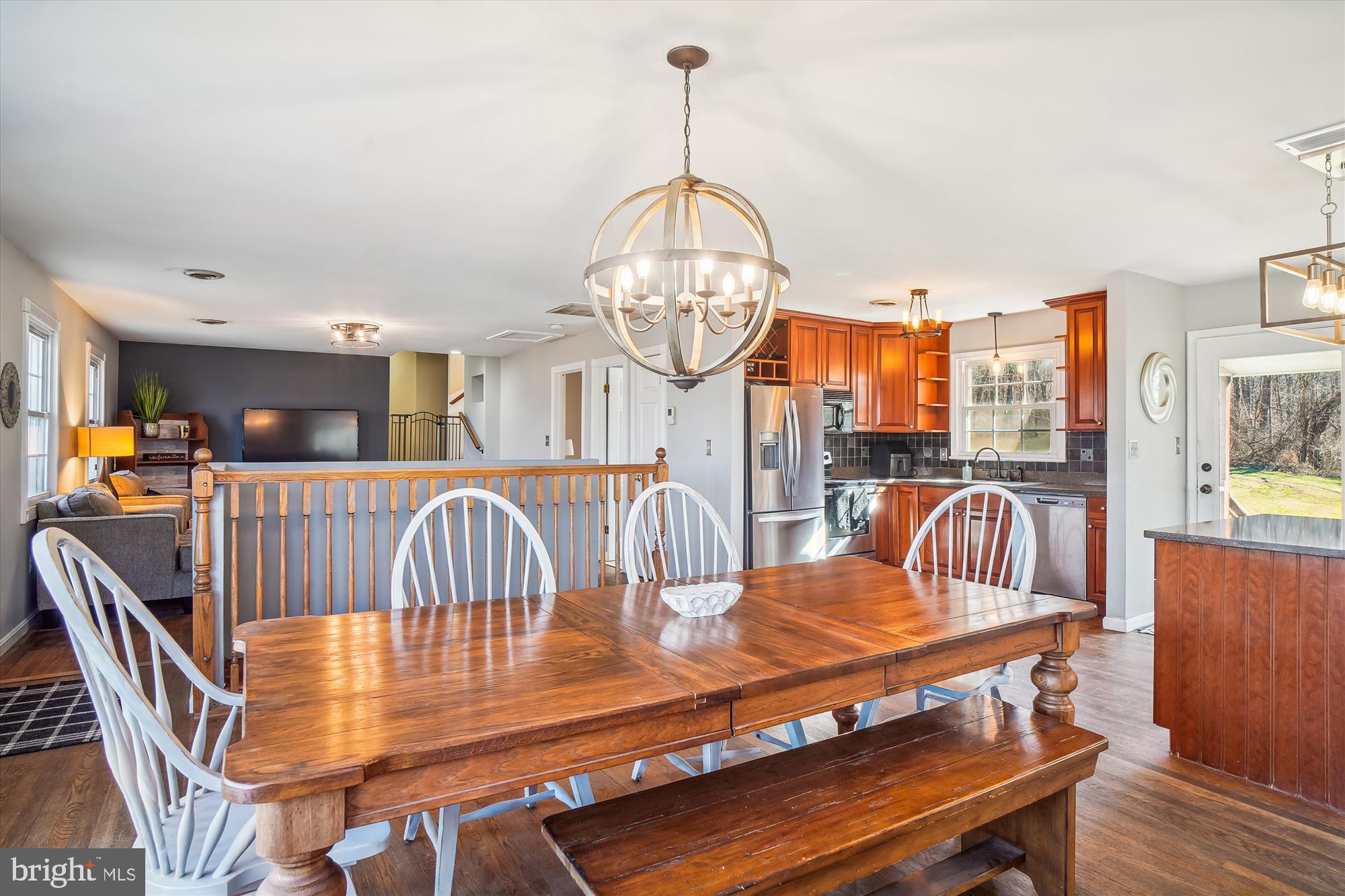 DAMASCUS OUTSIDE - Residential