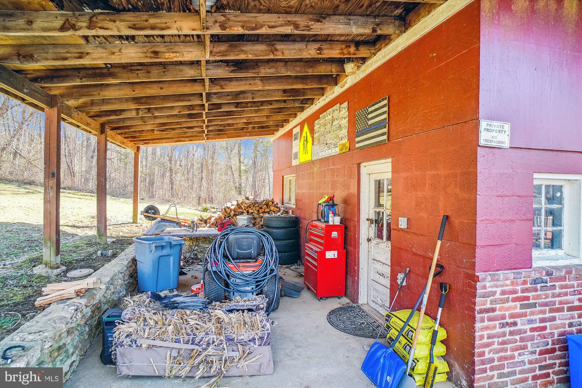 DAMASCUS OUTSIDE - Residential