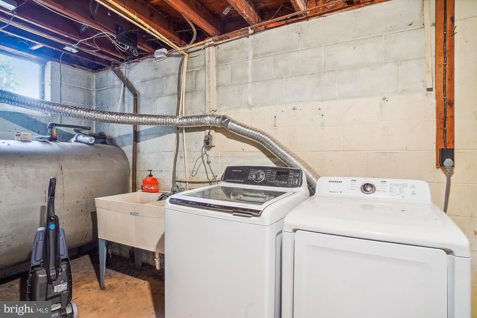 DAMASCUS OUTSIDE - Residential