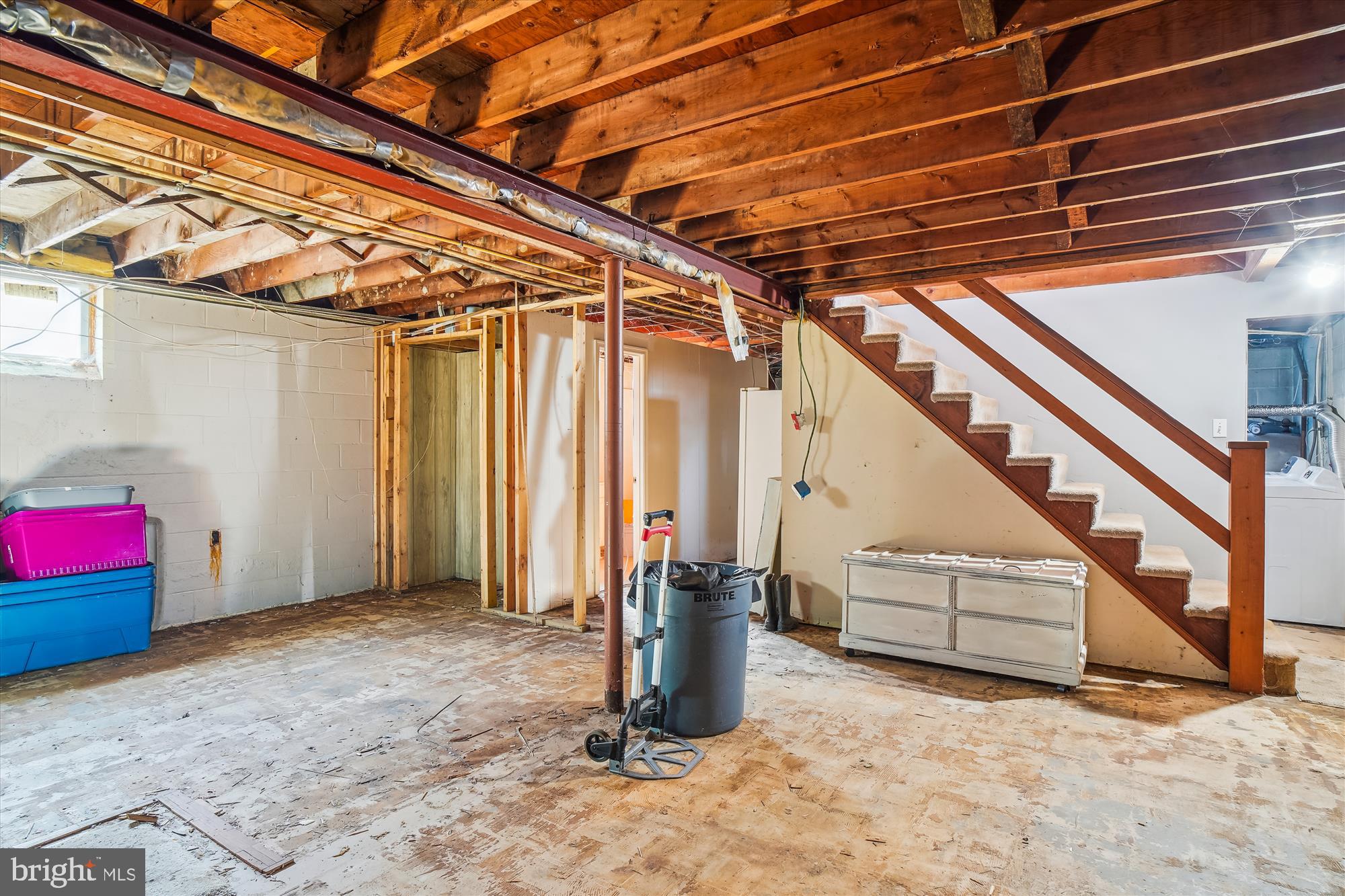 DAMASCUS OUTSIDE - Residential