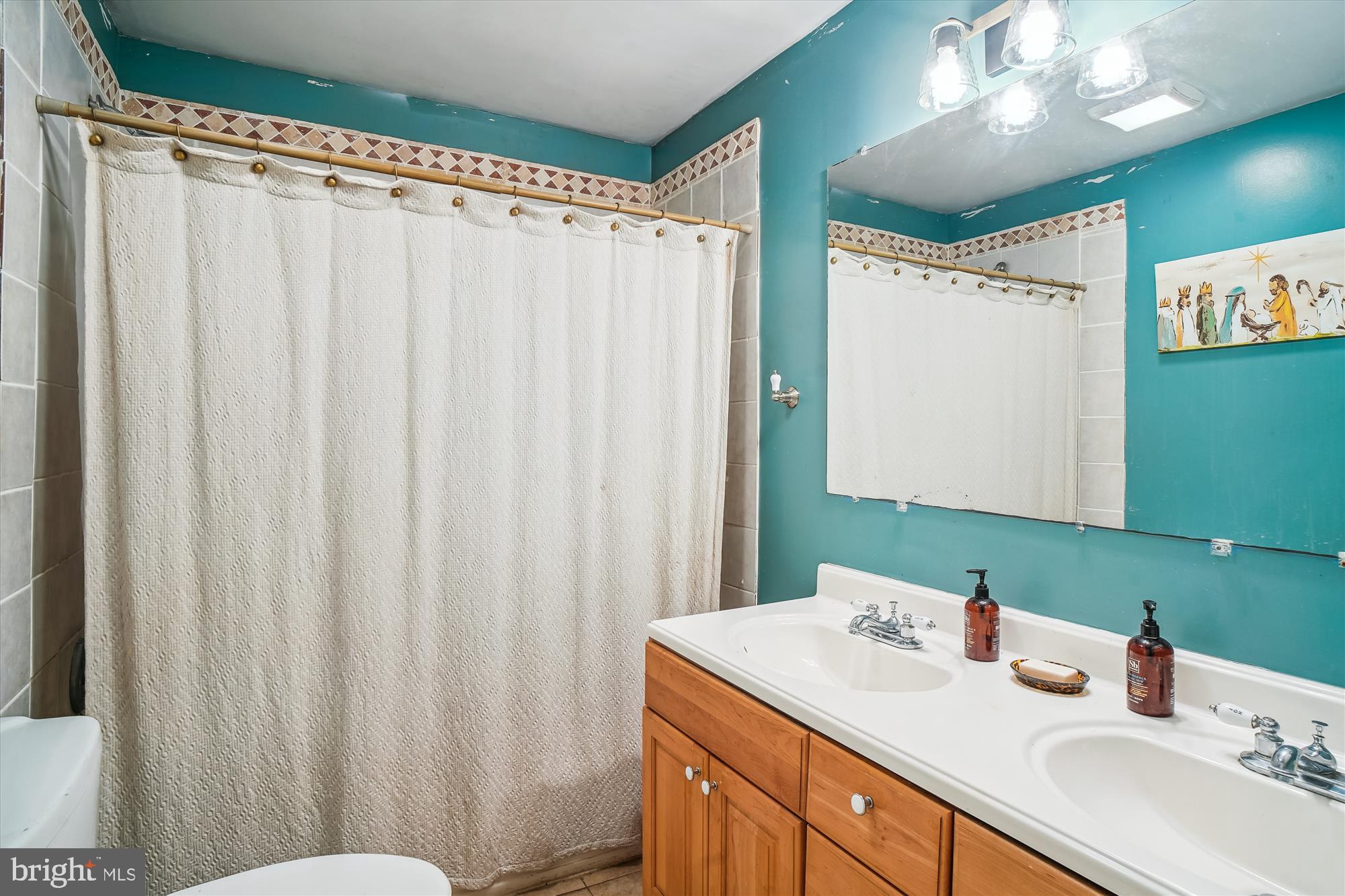 DAMASCUS OUTSIDE - Residential