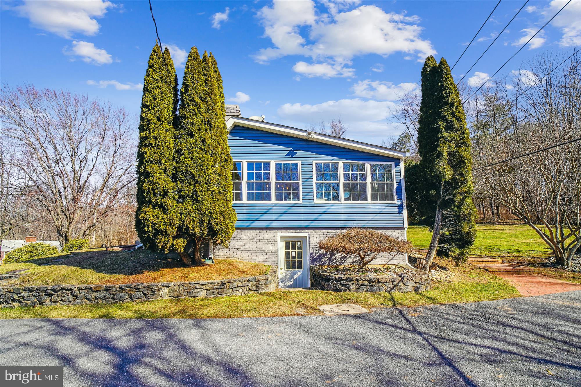 DAMASCUS OUTSIDE - Residential