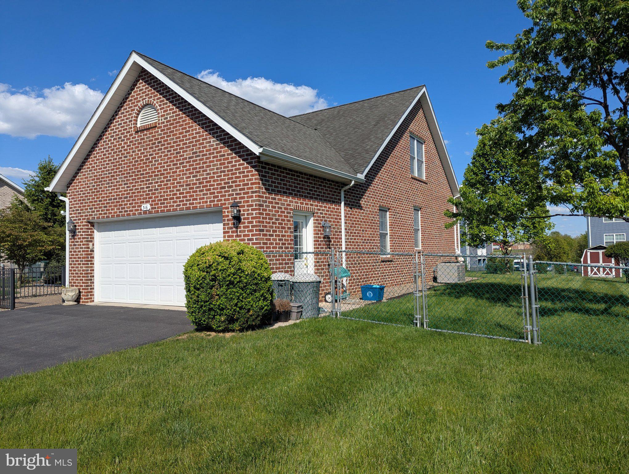 LAURICH MEADOWS - Residential