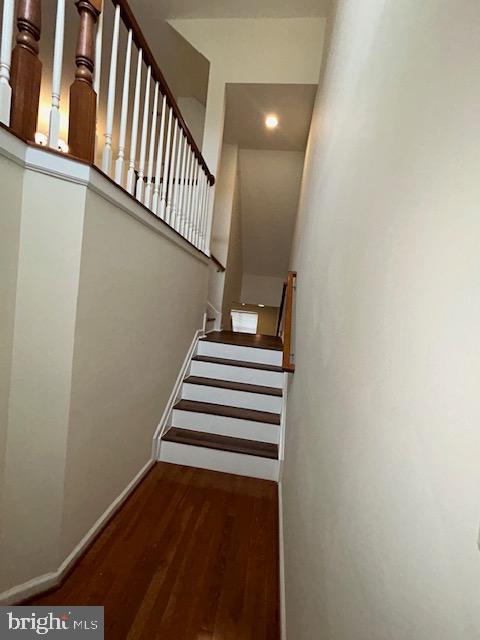 TANYARD SPRINGS - Residential Lease