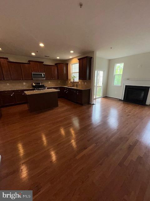 TANYARD SPRINGS - Residential Lease