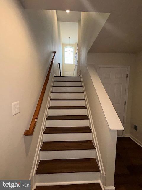 TANYARD SPRINGS - Residential Lease