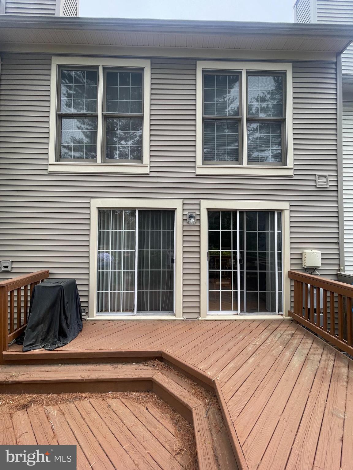 FAIR WOODS - Residential