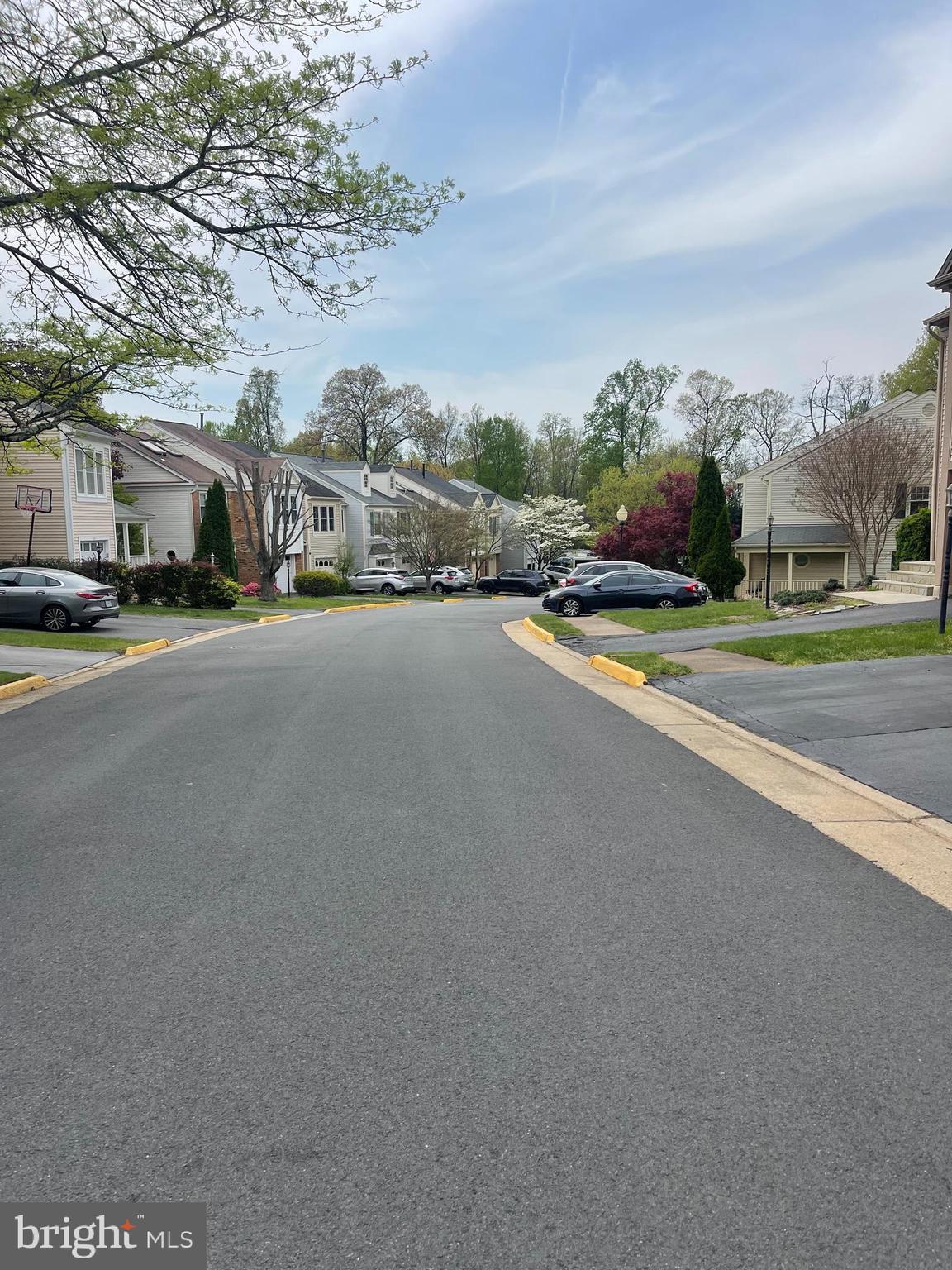 FAIR WOODS - Residential