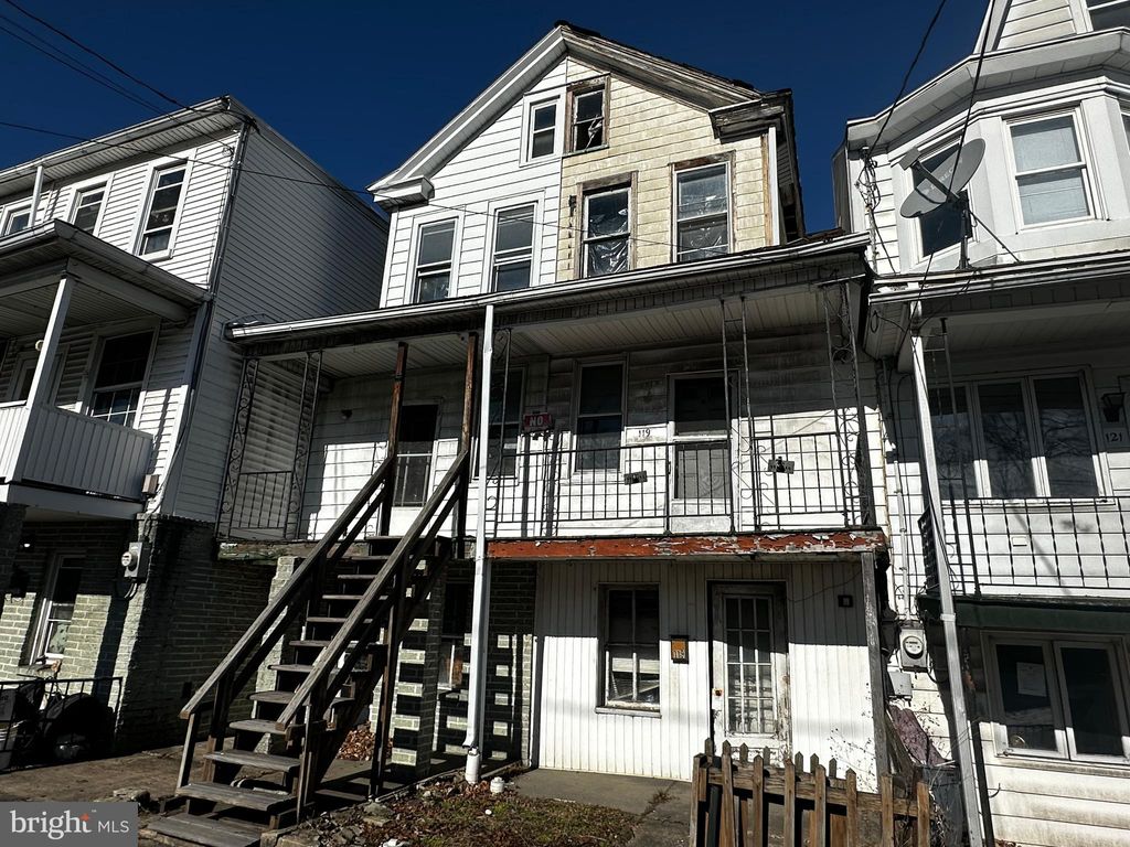 Photo of 119 E Saylor Street, MOUNT CARMEL, PA 17851 (MLS # PANU2002982)