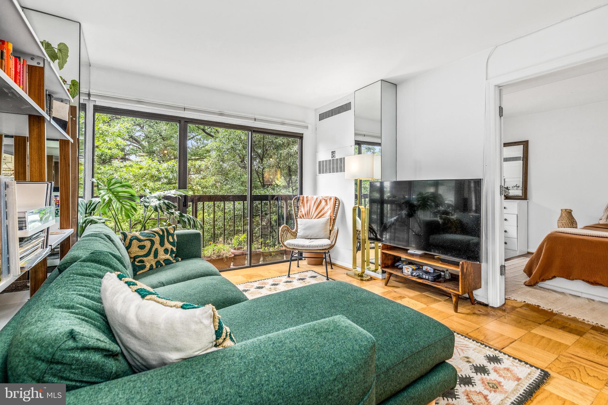 1001 26TH STREET NW 306