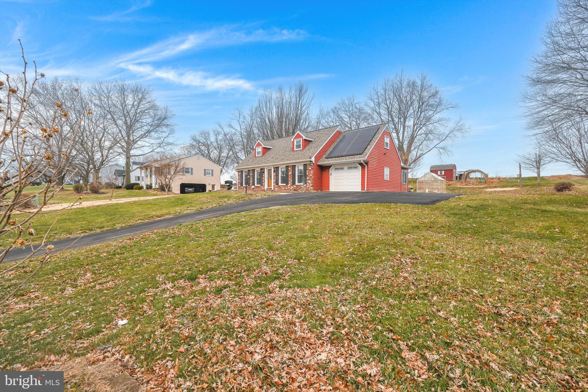 WARWICK ESTATES - Residential