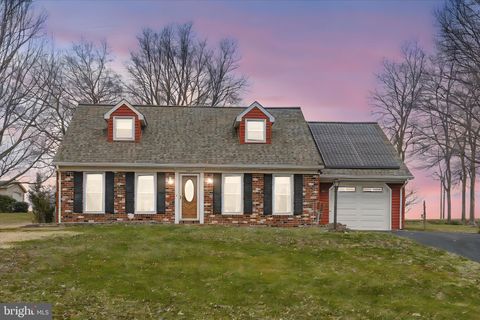 121 PLEASANT VIEW DRIVE LITITZ PA 17543