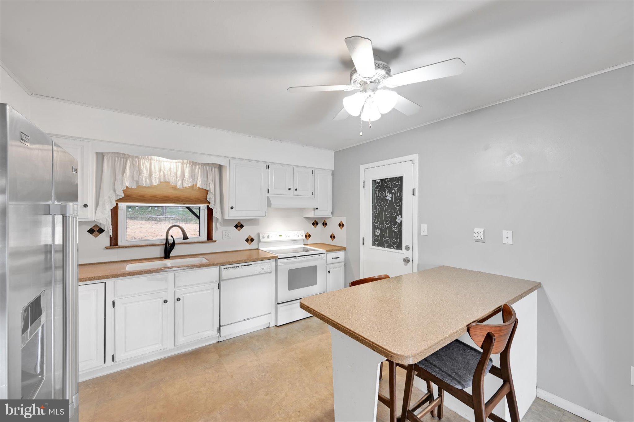 WARWICK ESTATES - Residential