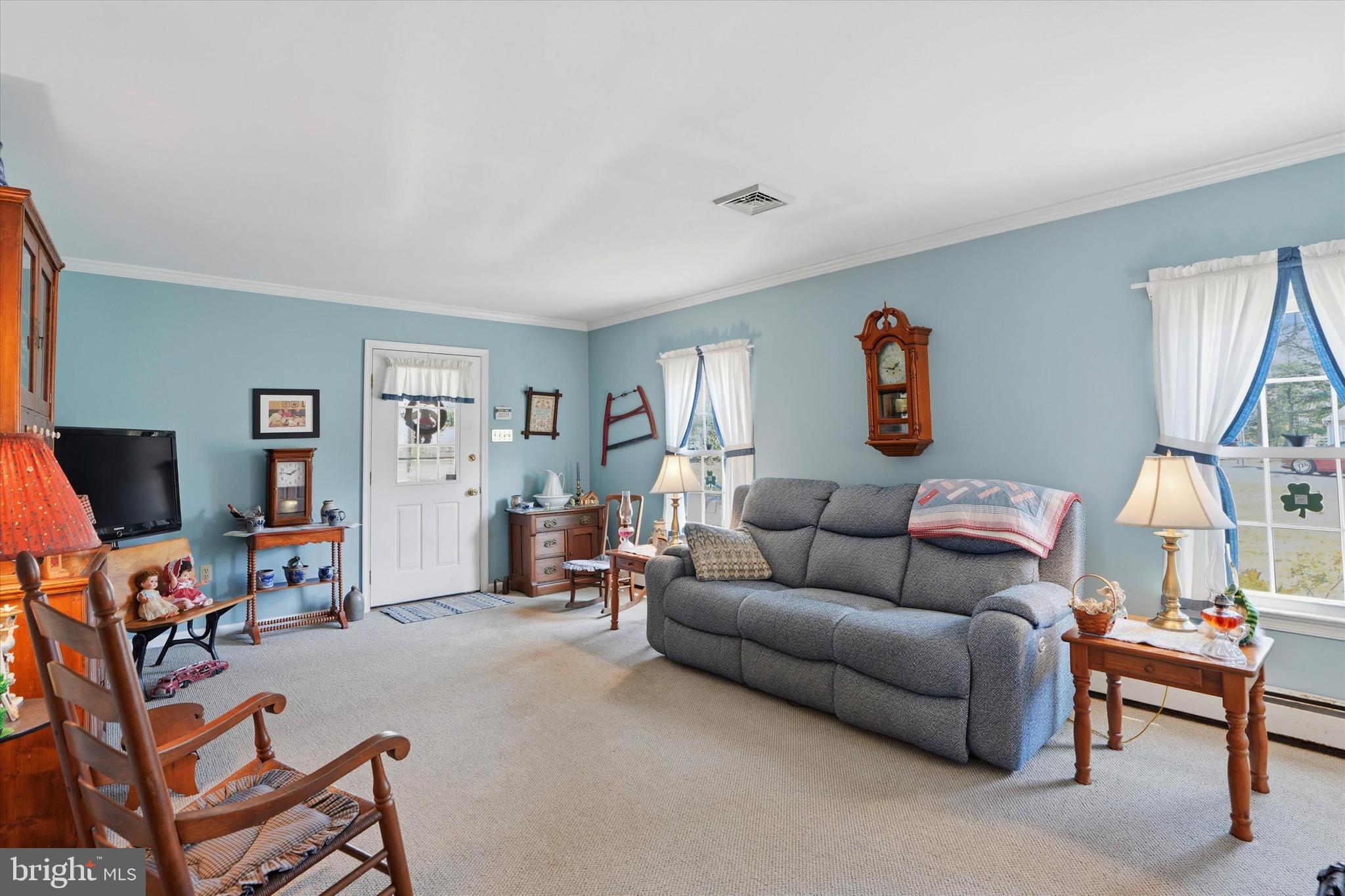 LAUREL - Residential