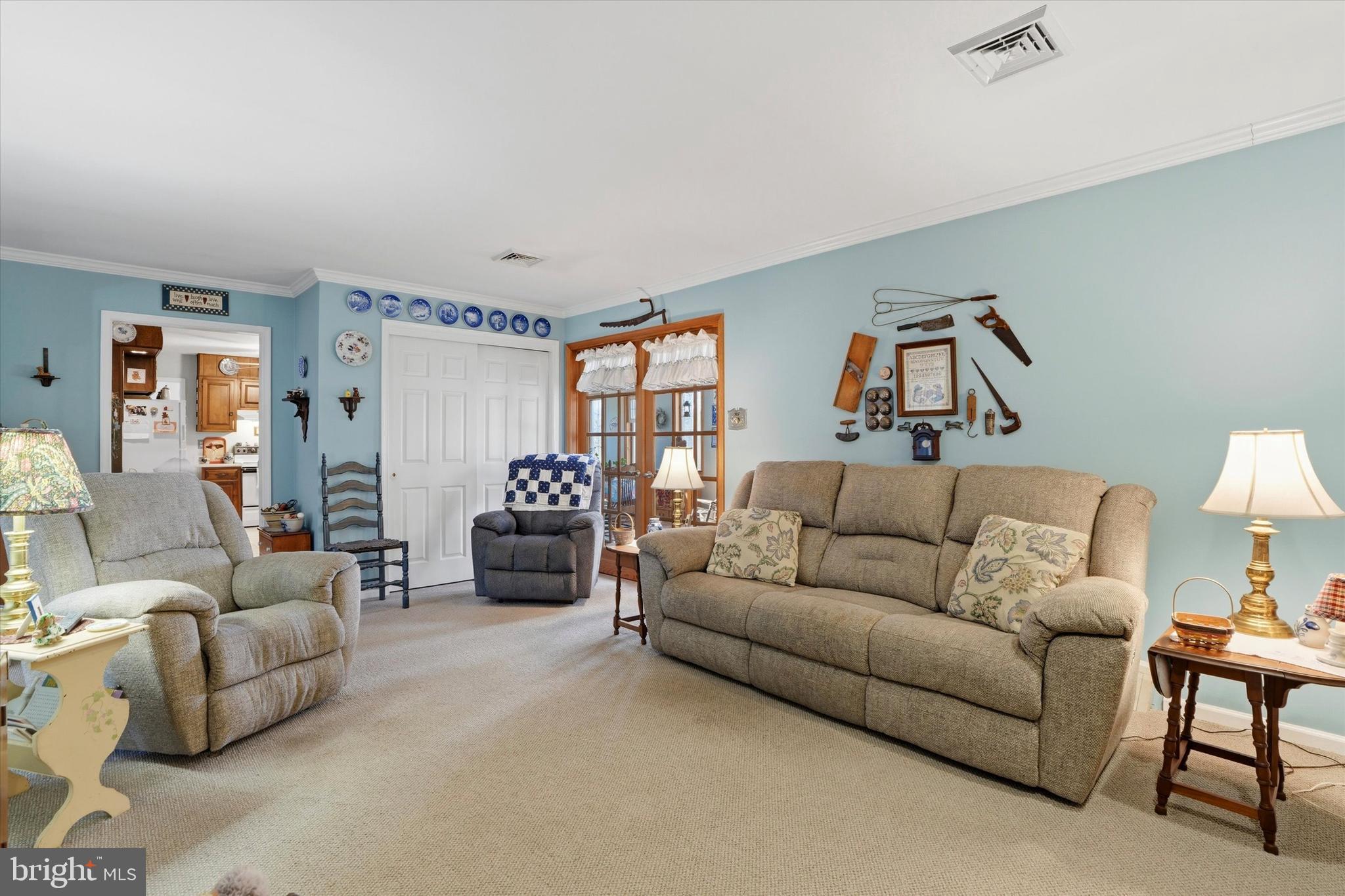 LAUREL - Residential