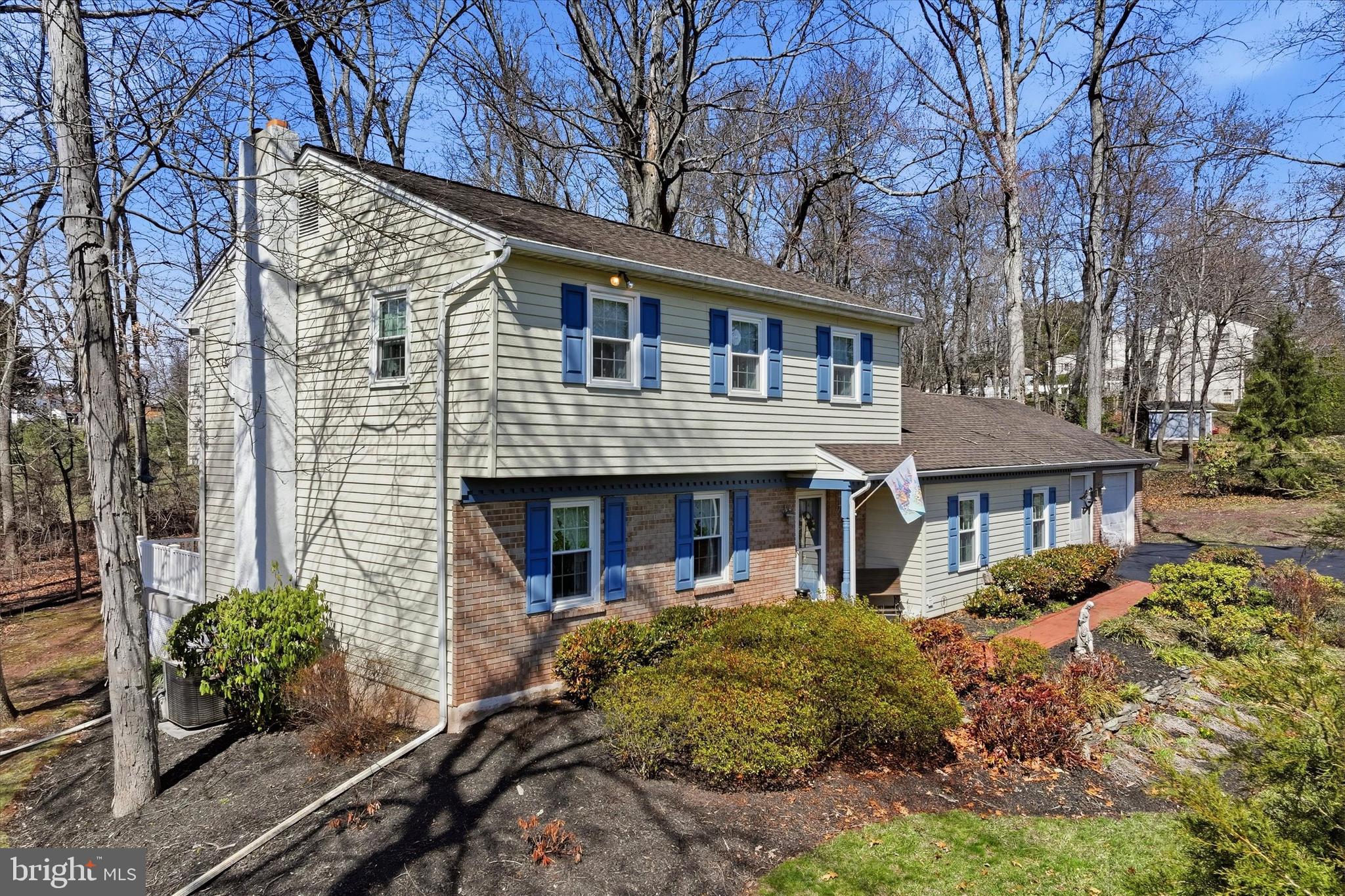 LAUREL - Residential