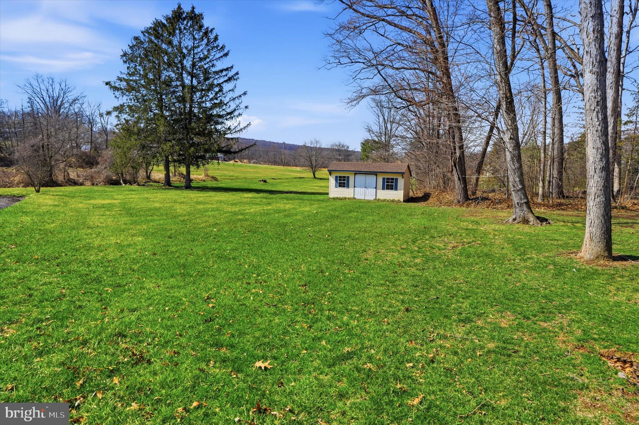 LAUREL - Residential