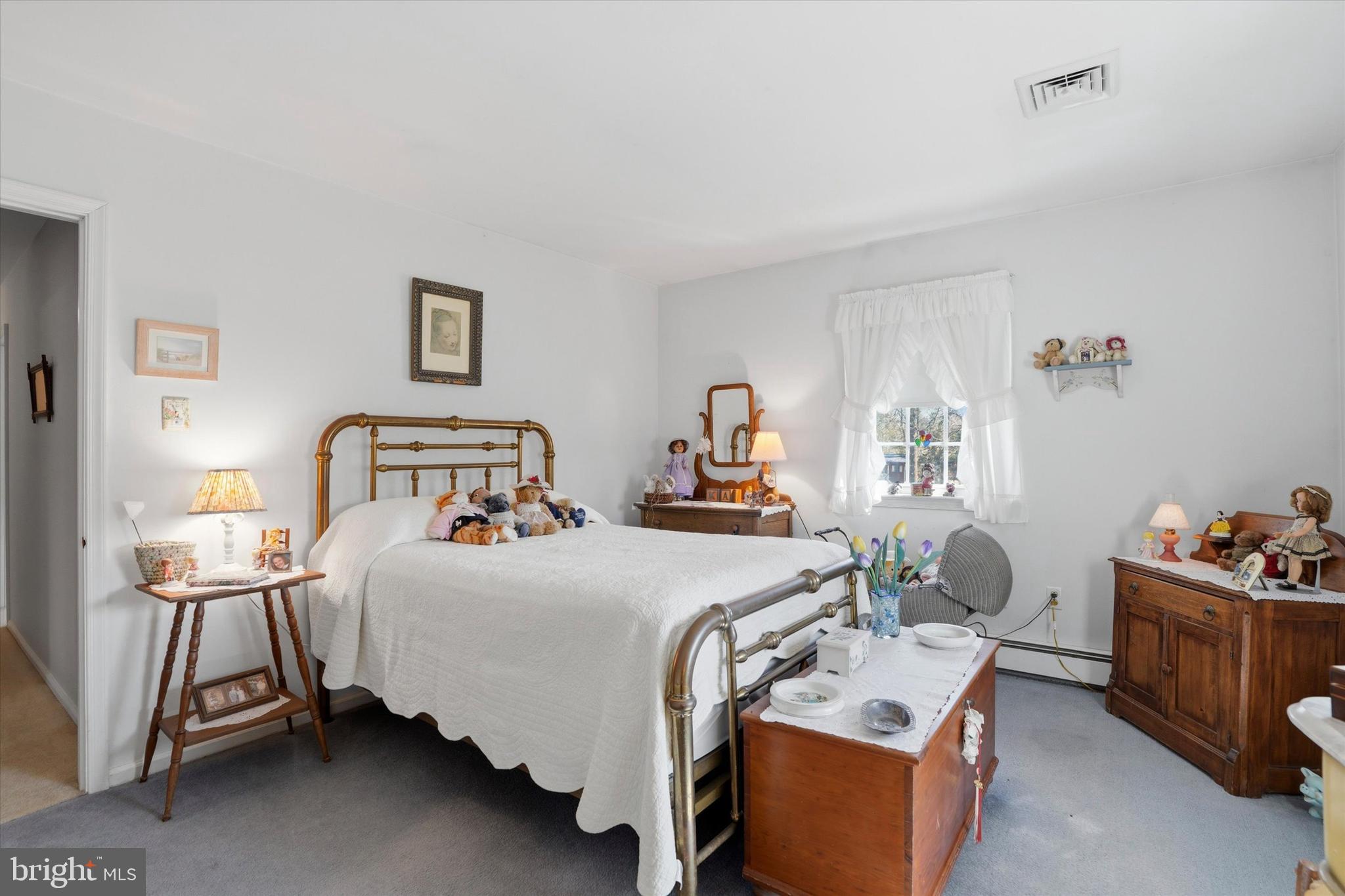 LAUREL - Residential