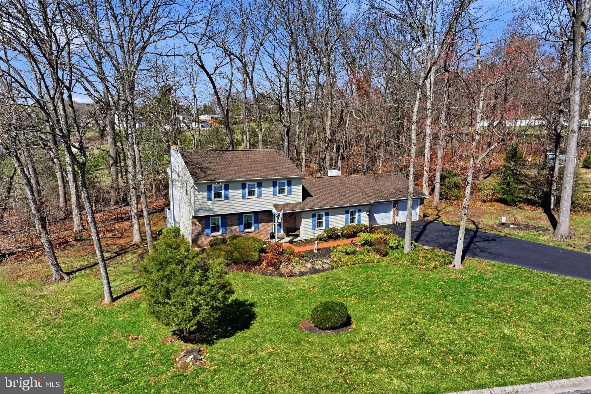 LAUREL - Residential