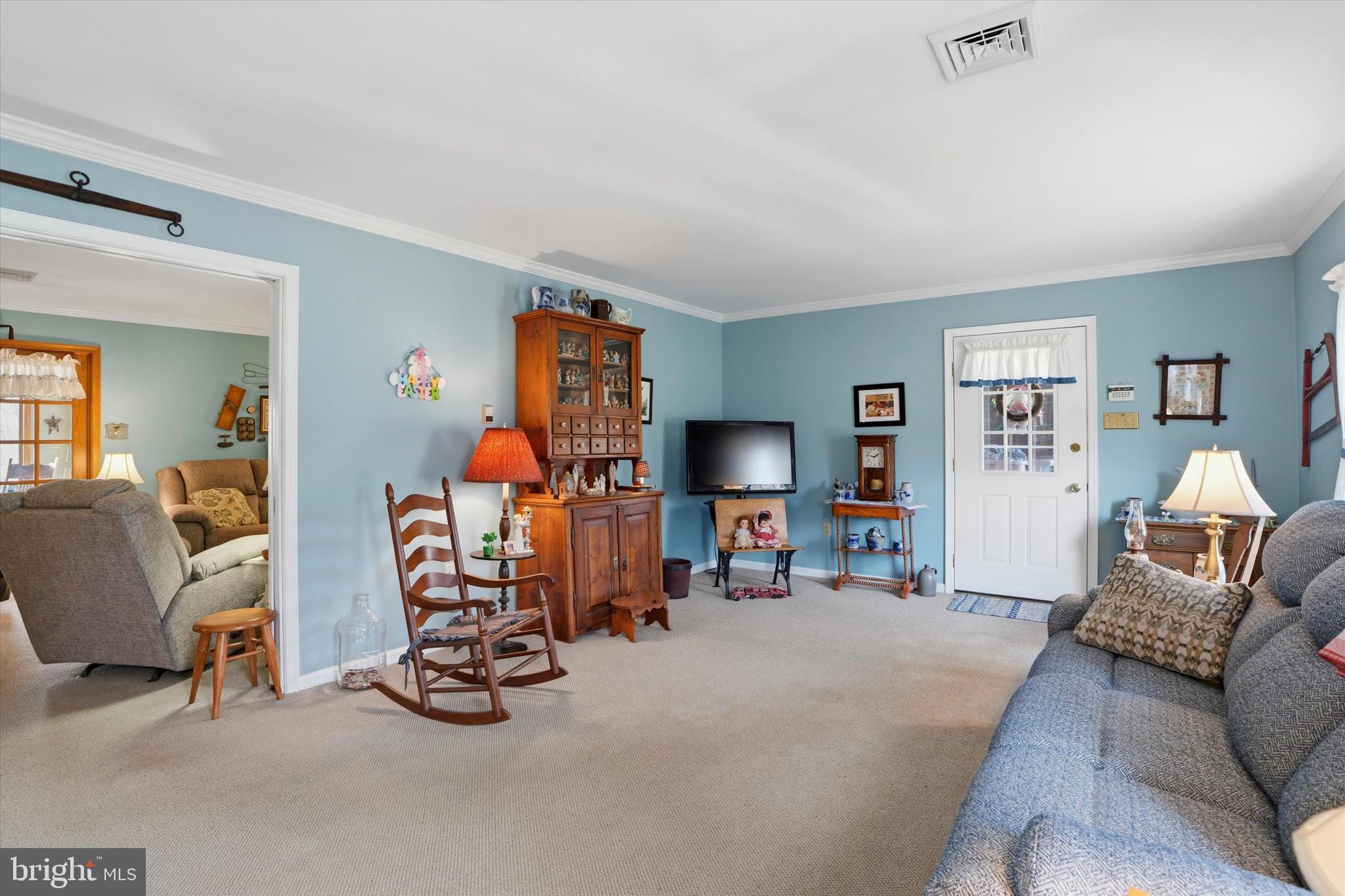 LAUREL - Residential