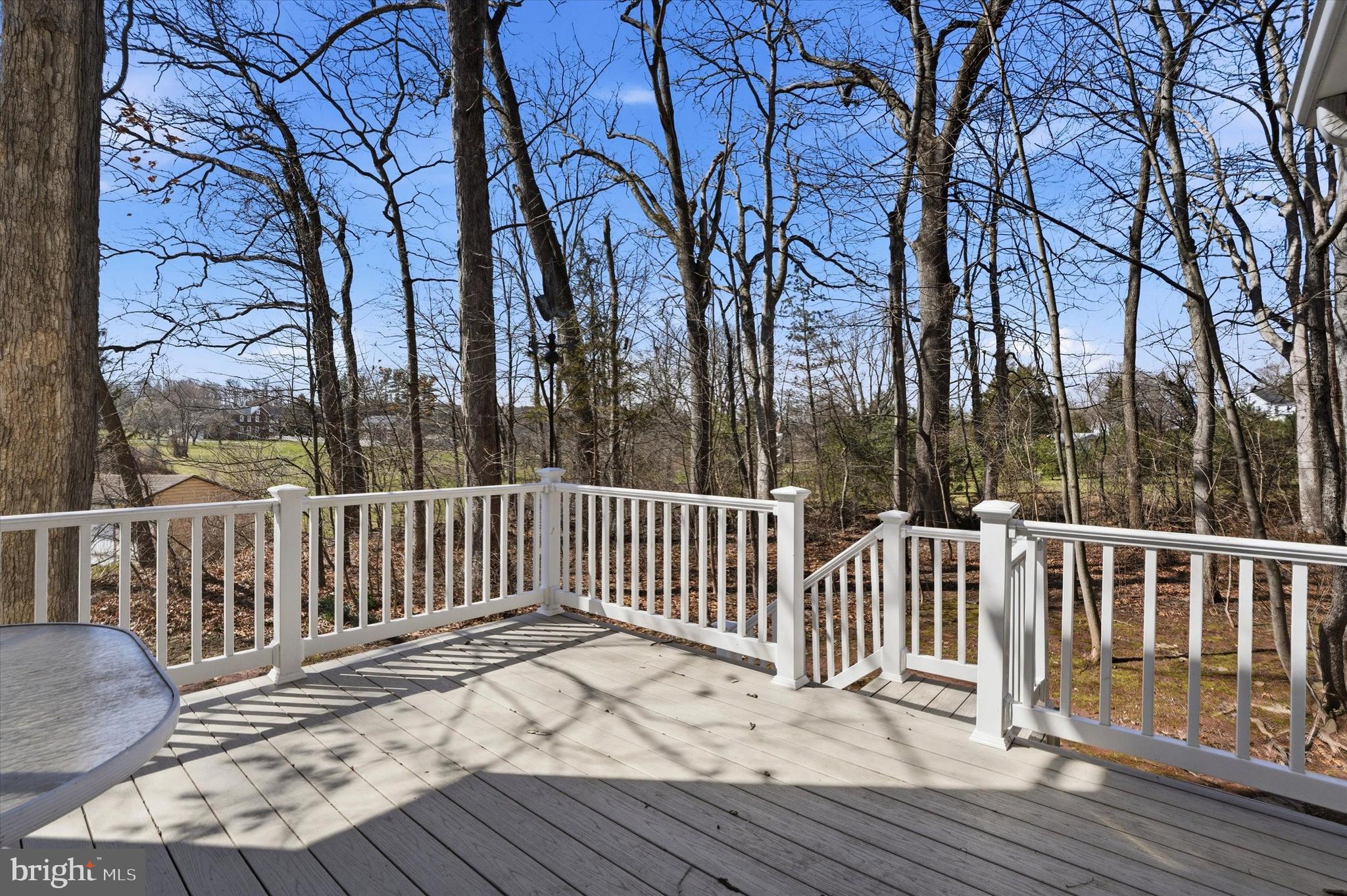 LAUREL - Residential