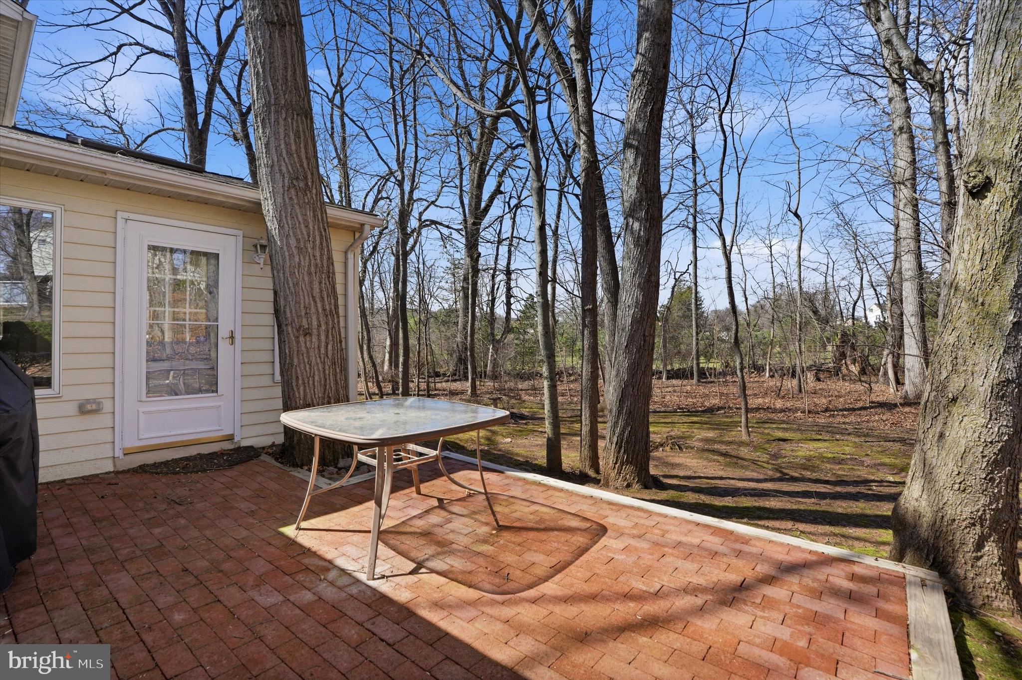 LAUREL - Residential