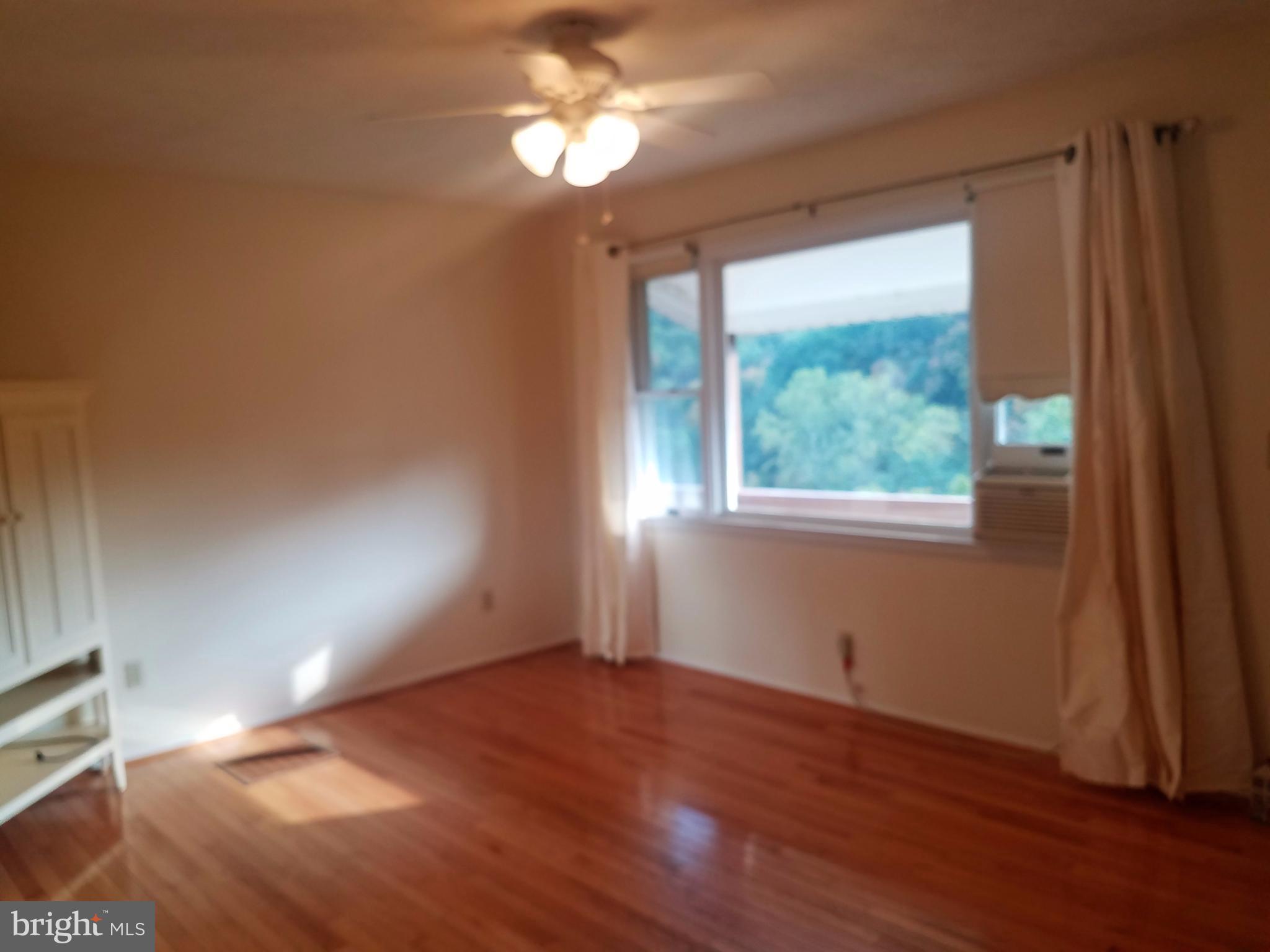 NELSON - Residential