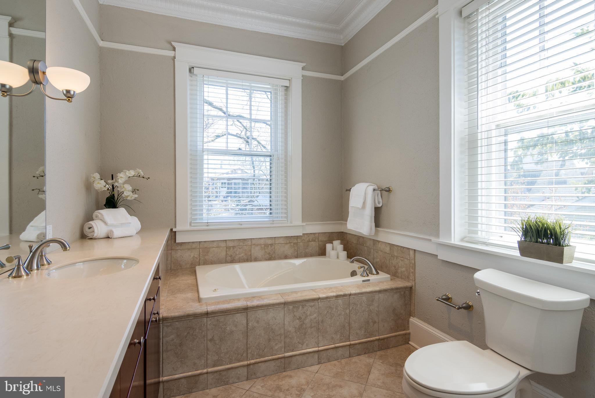 HISTORIC DISTRICT - Residential