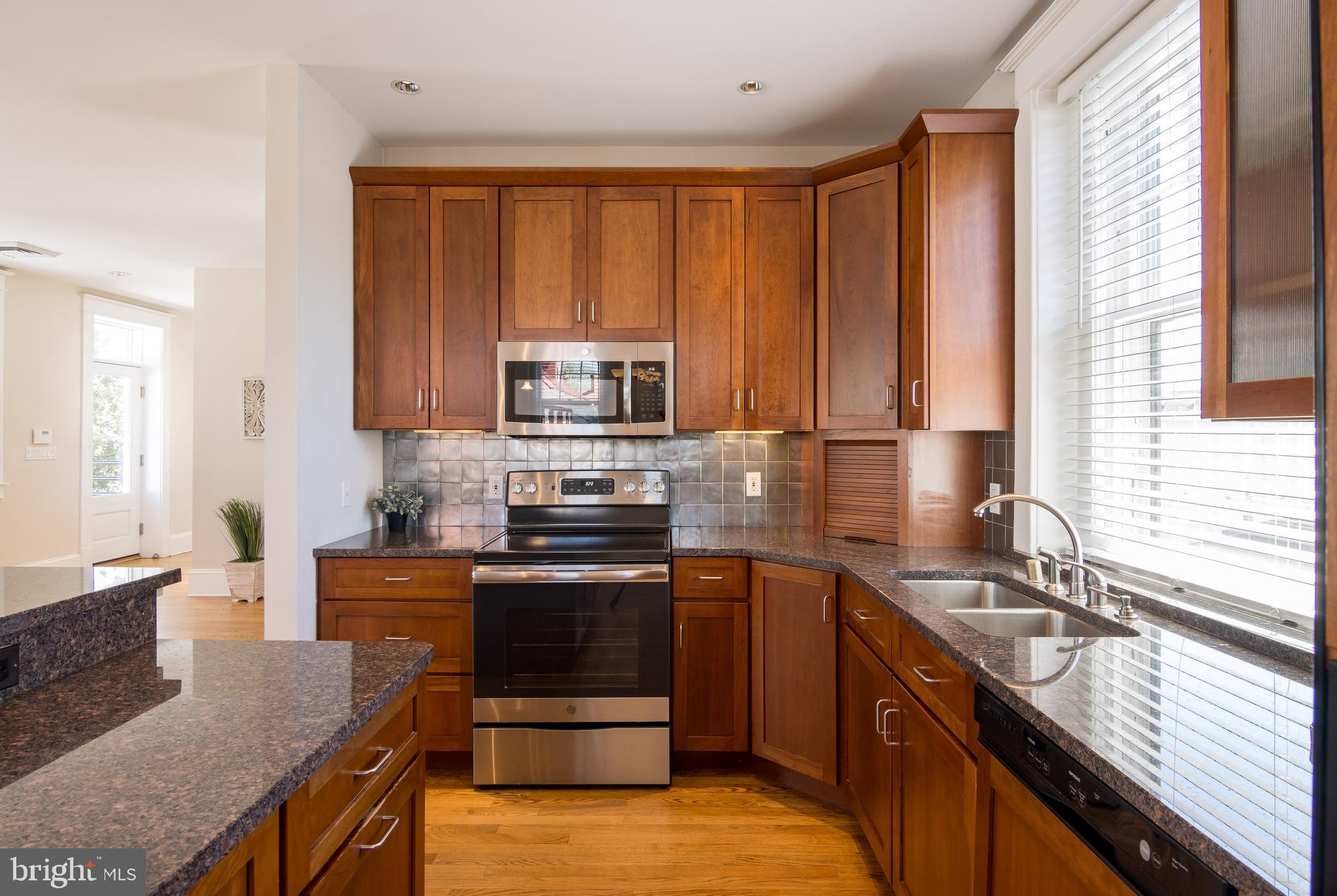 HISTORIC DISTRICT - Residential