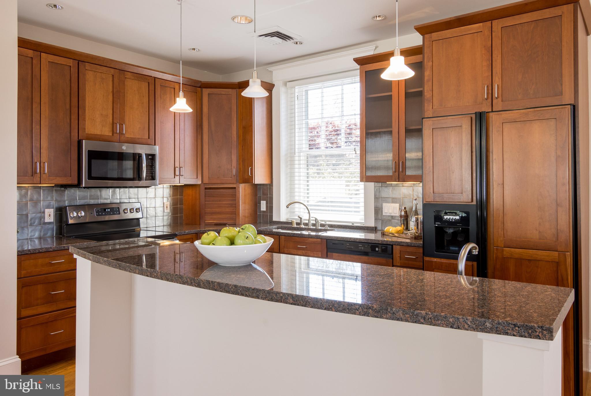 HISTORIC DISTRICT - Residential