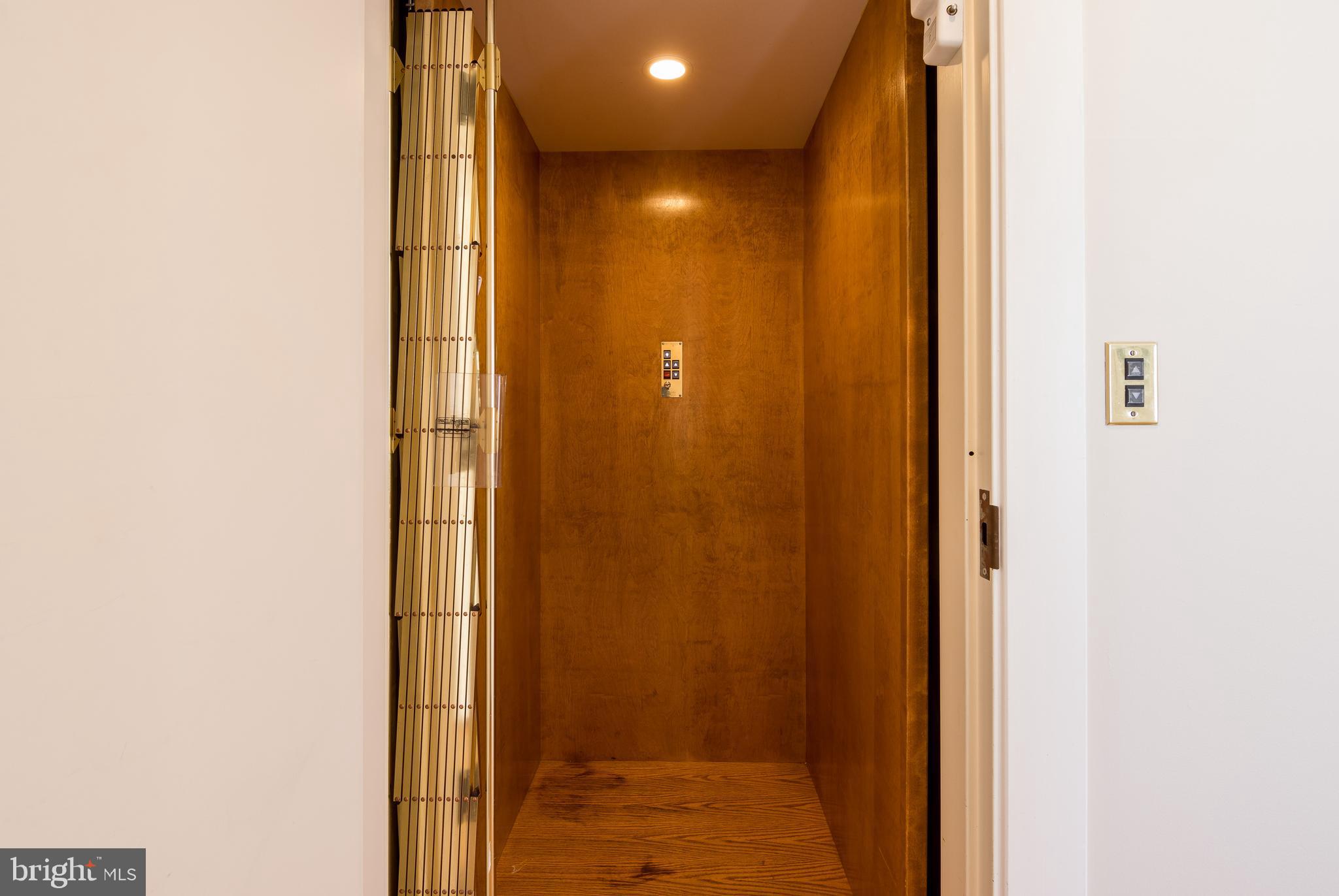 HISTORIC DISTRICT - Residential