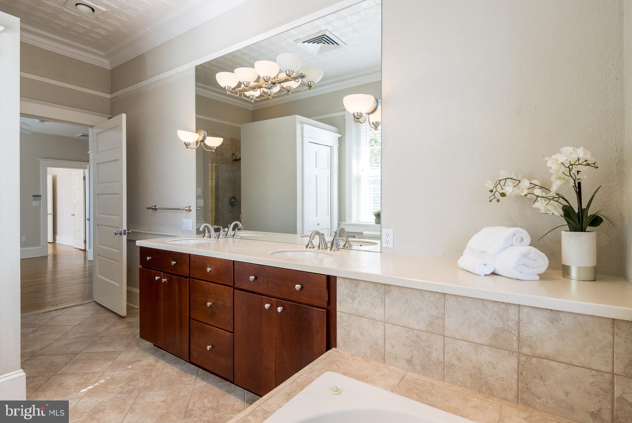 HISTORIC DISTRICT - Residential