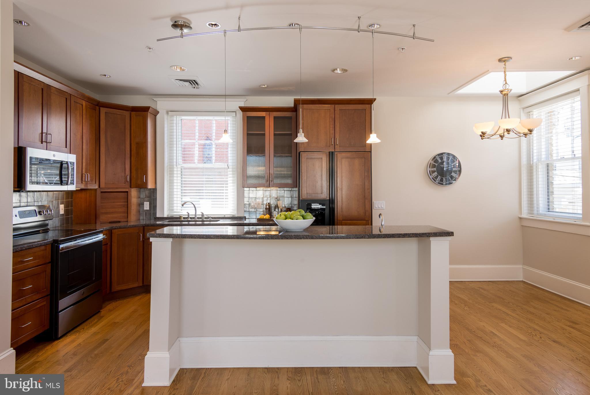 HISTORIC DISTRICT - Residential