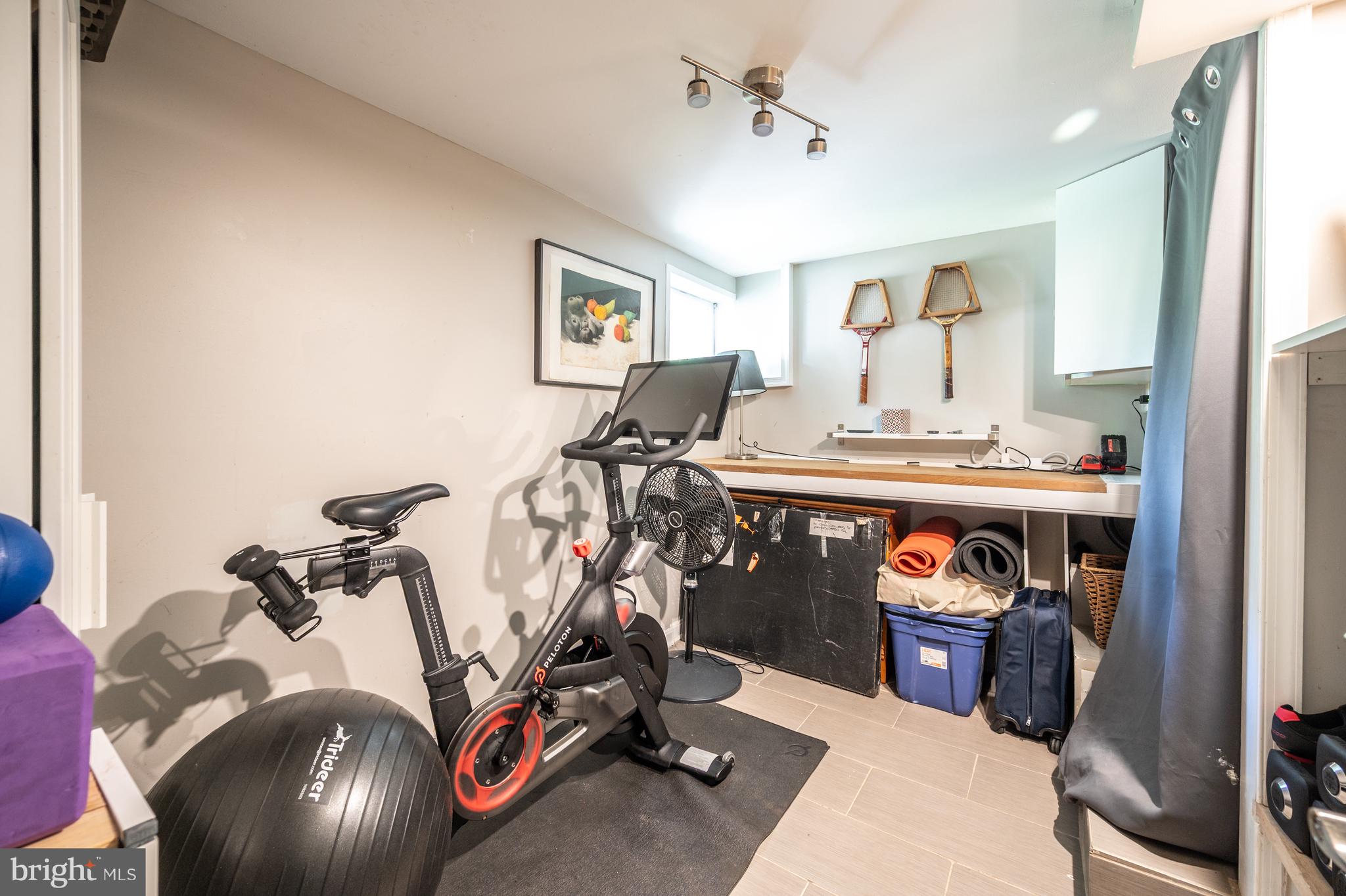 DONALDSON RUN - Residential