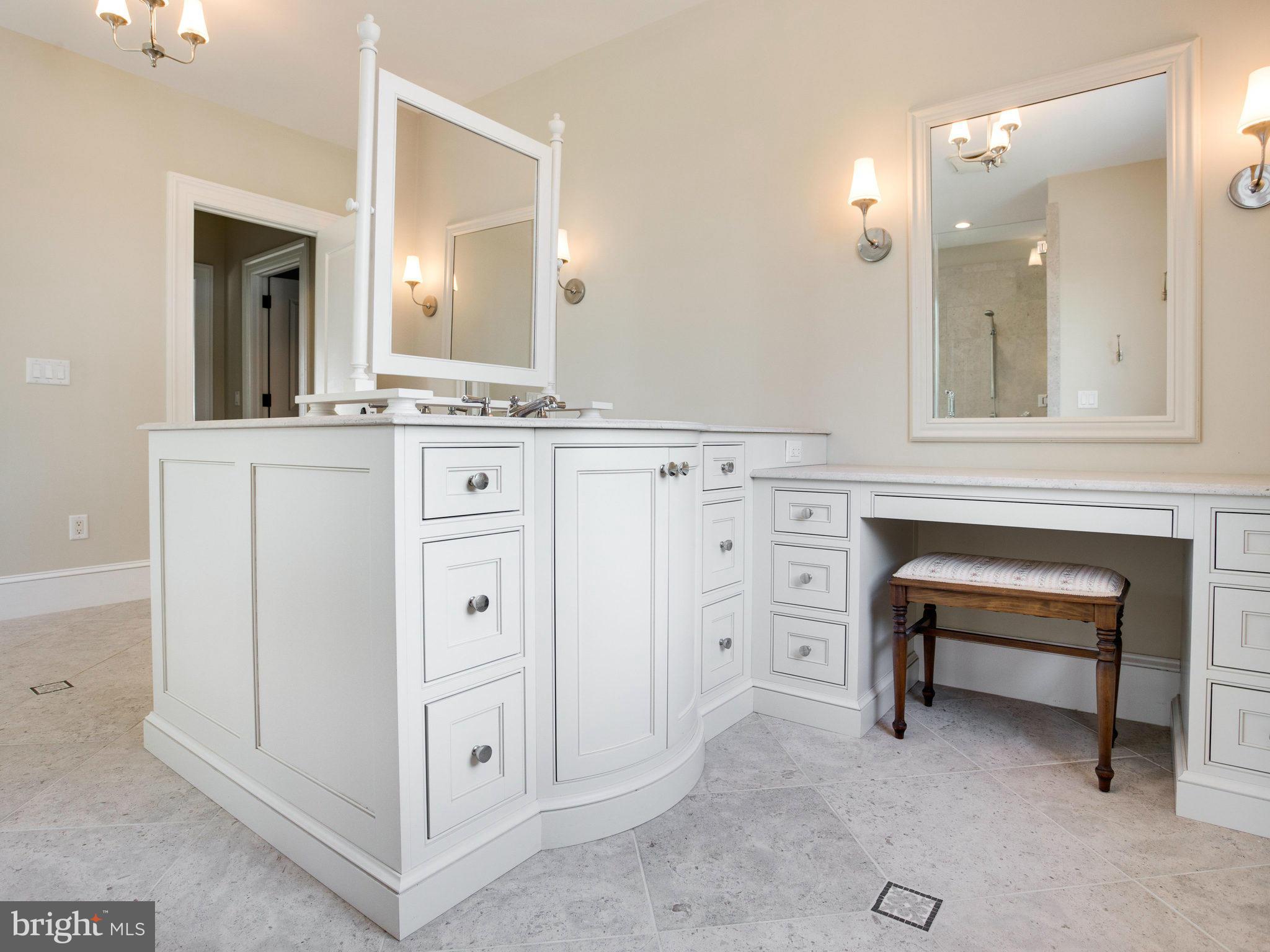 DAVIDSONVILLE - Residential