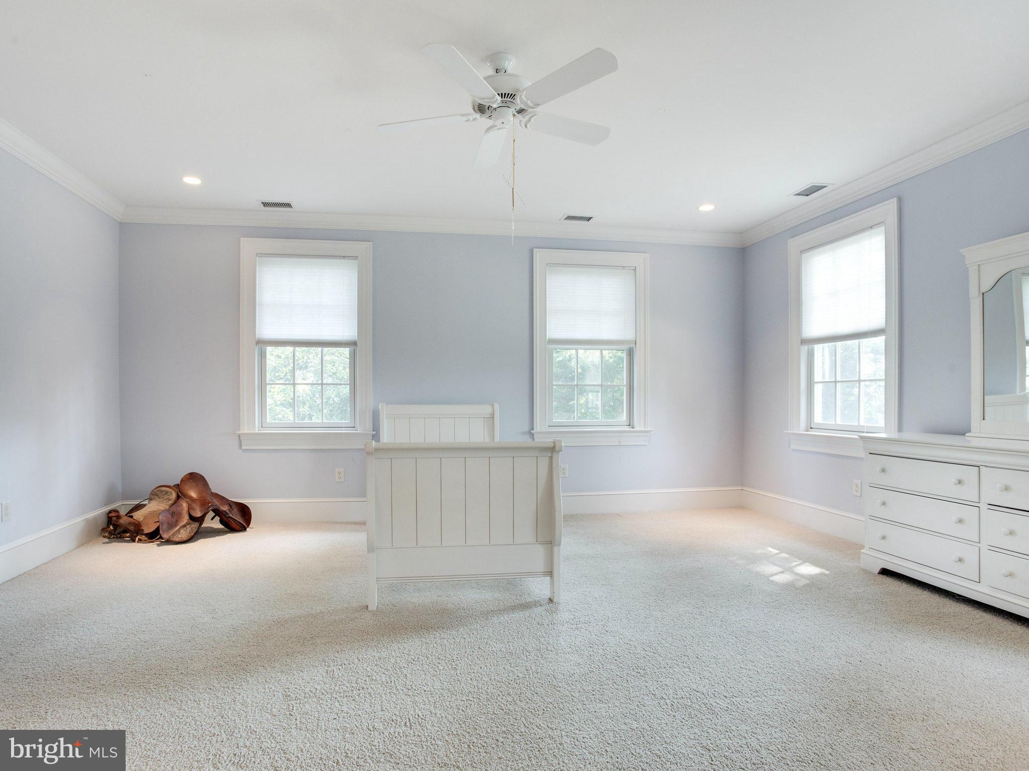 DAVIDSONVILLE - Residential