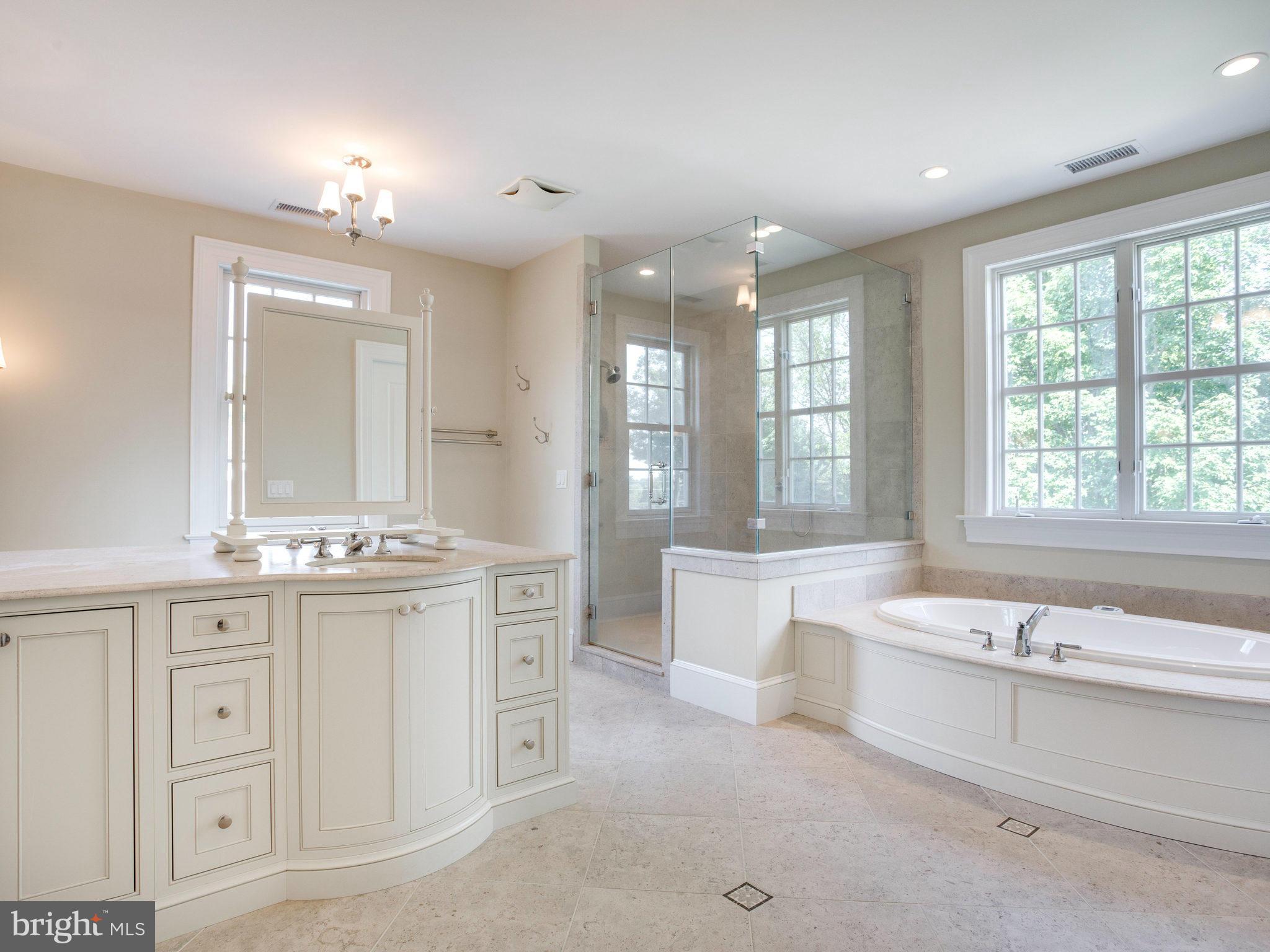 DAVIDSONVILLE - Residential